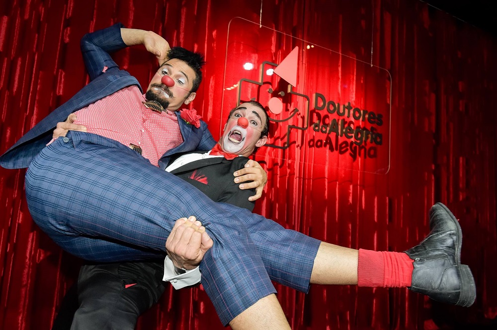 DoutoresDaAlegria_Divulgacao.jpg (234 KB)