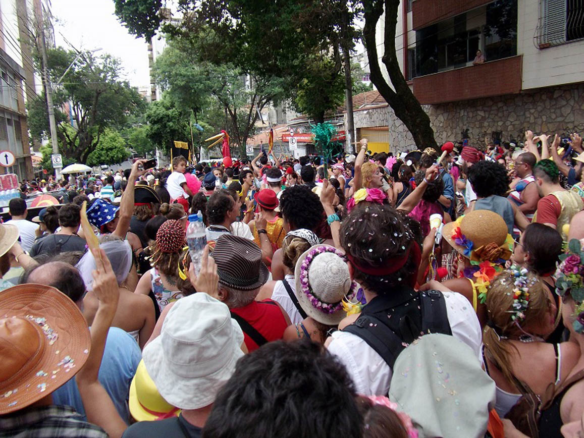 carnavalBH_cristinamorenodecastro.jpg (303 KB)