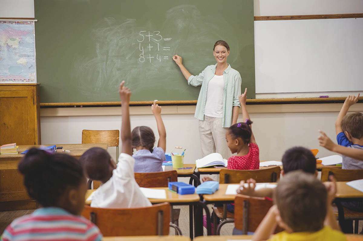 escola_istock2.jpg (383 KB)