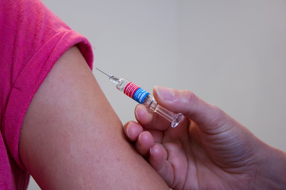 vaccination-1215279_960_720.jpg (120 KB)