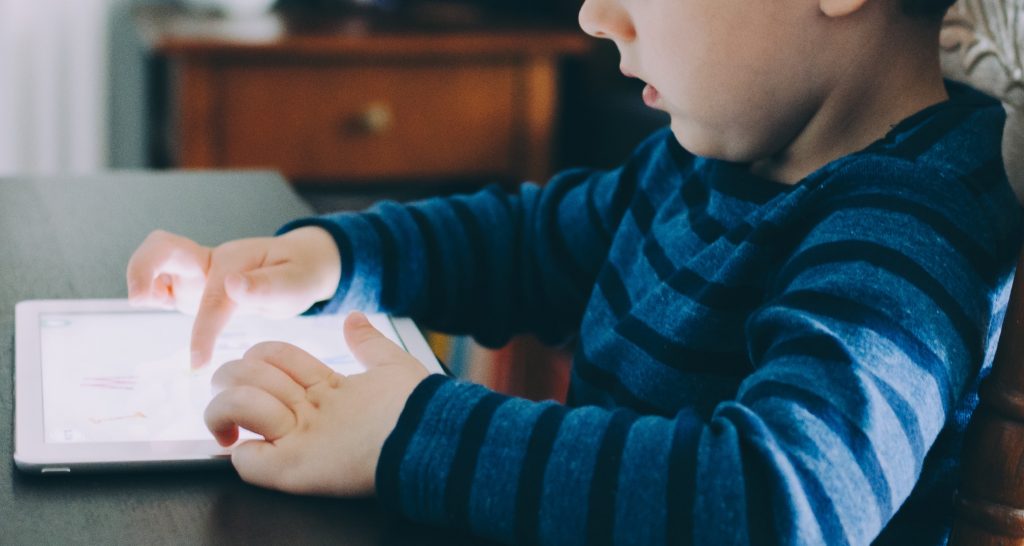 6 dicas para tornar a internet segura para crianças