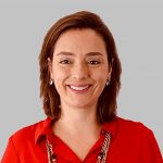 Luciana E Correa