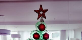 Árvore de Natal de garrafa pet: saiba como fazer a sua