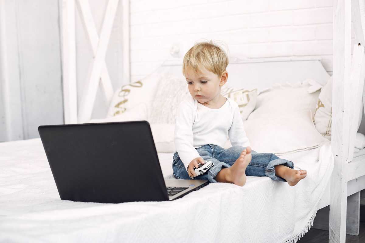 Tecnologia e Infância Cuidados com as Crianças em Jogos Online