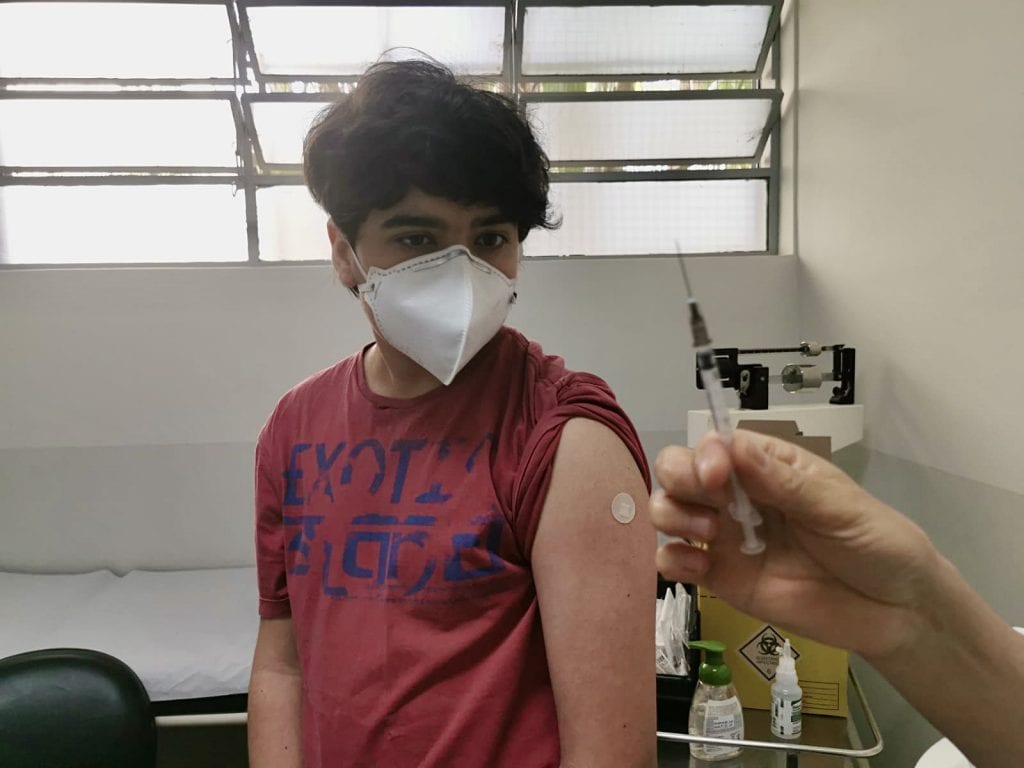Crianças vacinadas: a felicidade da sensação de segurança; João Torres, 13 anos, vacinado contra a covid-19