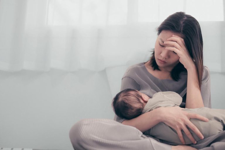 Como a ‘insônia das mães’ afeta também a vida dos filhos