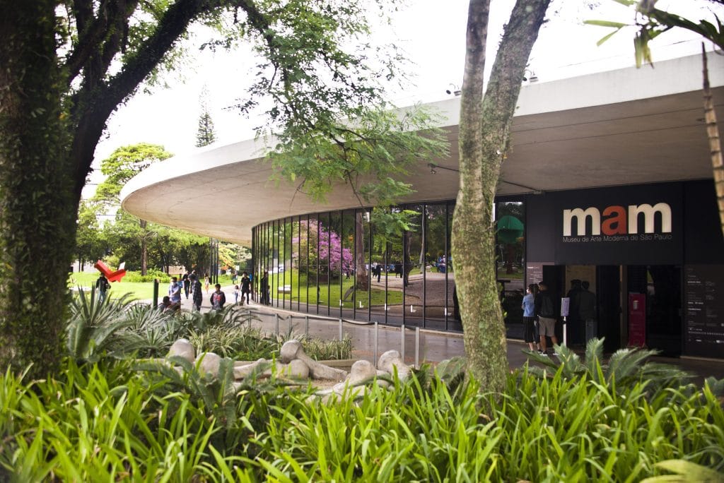 Fachada do MAM, o Museu da Arte Moderna, em São Paulo