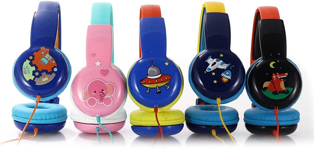 Five models of printed children's headphones, with varied colors and children's designs