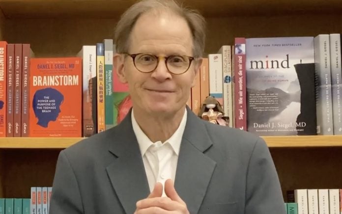 O psiquiatra e escritor americano Daniel Siegel é um dos palestrantes do Congresso Internacional de Educação Parental