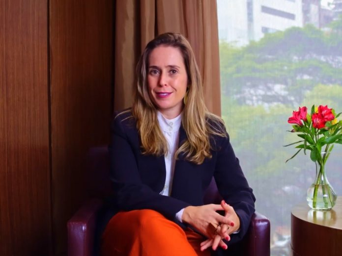 Fonoaudióloga e especialista em comunicação não violenta, Juliana Portas