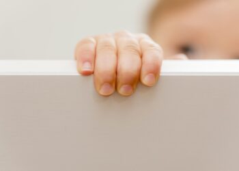 Criança no berço
Foto: Freepik