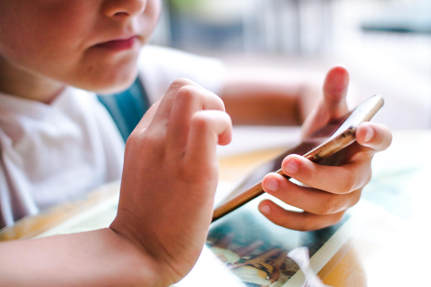 Especialista explica o que está por trás dos protestos das crianças no Roblox