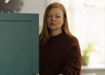 ‘All Her Fault’, série que rendeu o Critics Choice Awards a Sarah Snook
Foto: Divulgação