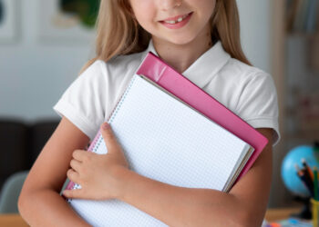 Preparar a criança para a volta às aulas é essencial
Foto: Freepik