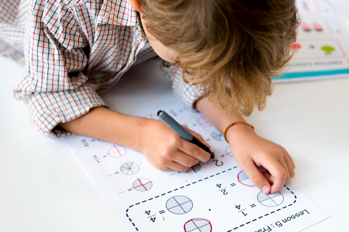 Por que algumas crianças têm mais dificuldade com a matemática, por mais que se esforcem?