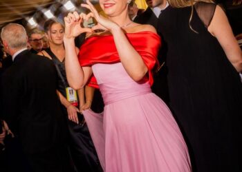 Jessie Buckley venceu o Oscar de Melhor Atriz por “Hamnet: A Vida Antes de Hamlet”, de Chloé Zhao
Foto: Instagram