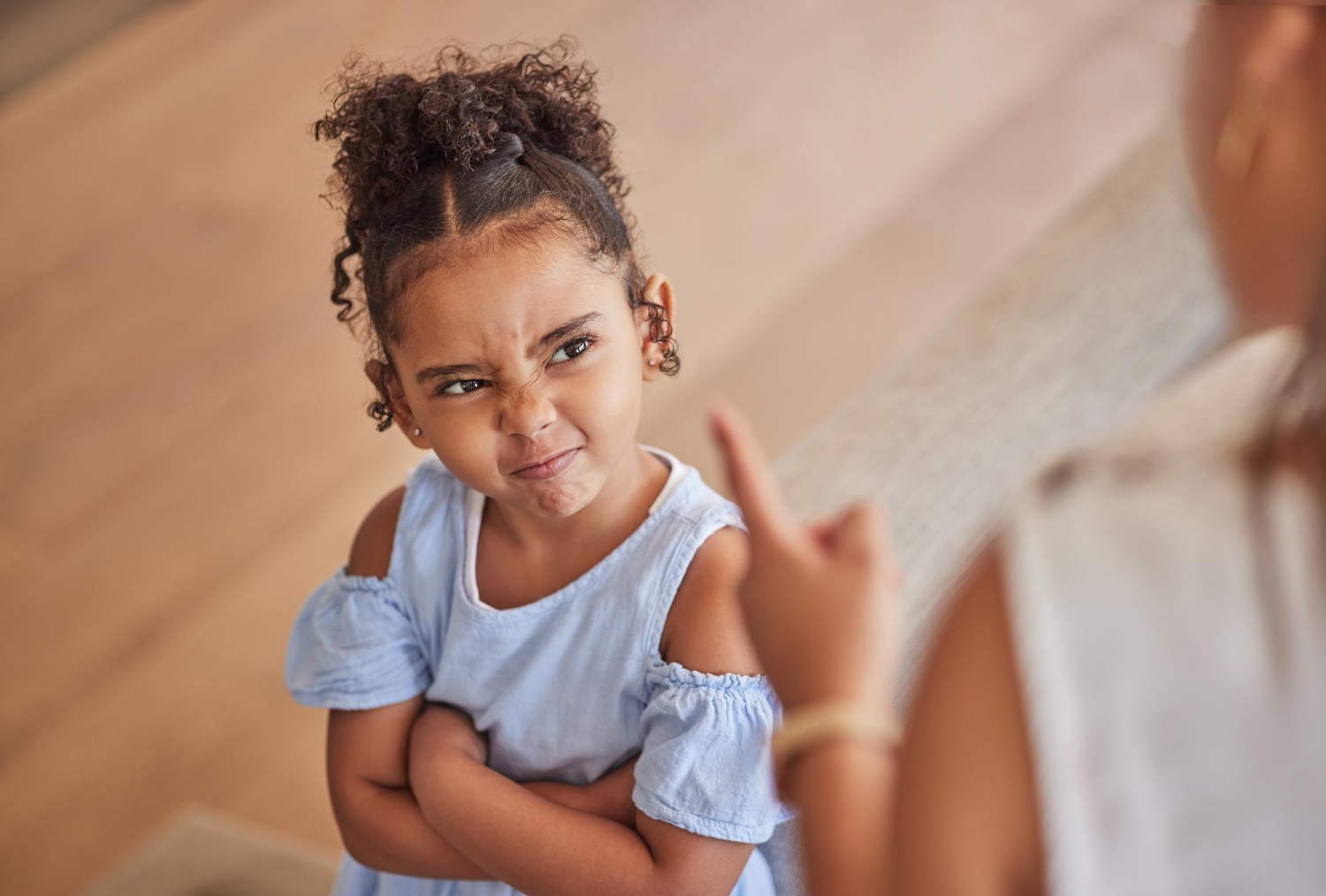 Seu filho discute com você? Então, você está acertando na educação