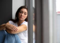As mulheres estão esgotadas, tentando dar conta de tudo
Foto: Magnific