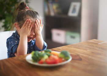 Criança que não quer comer
Foto: Magnific